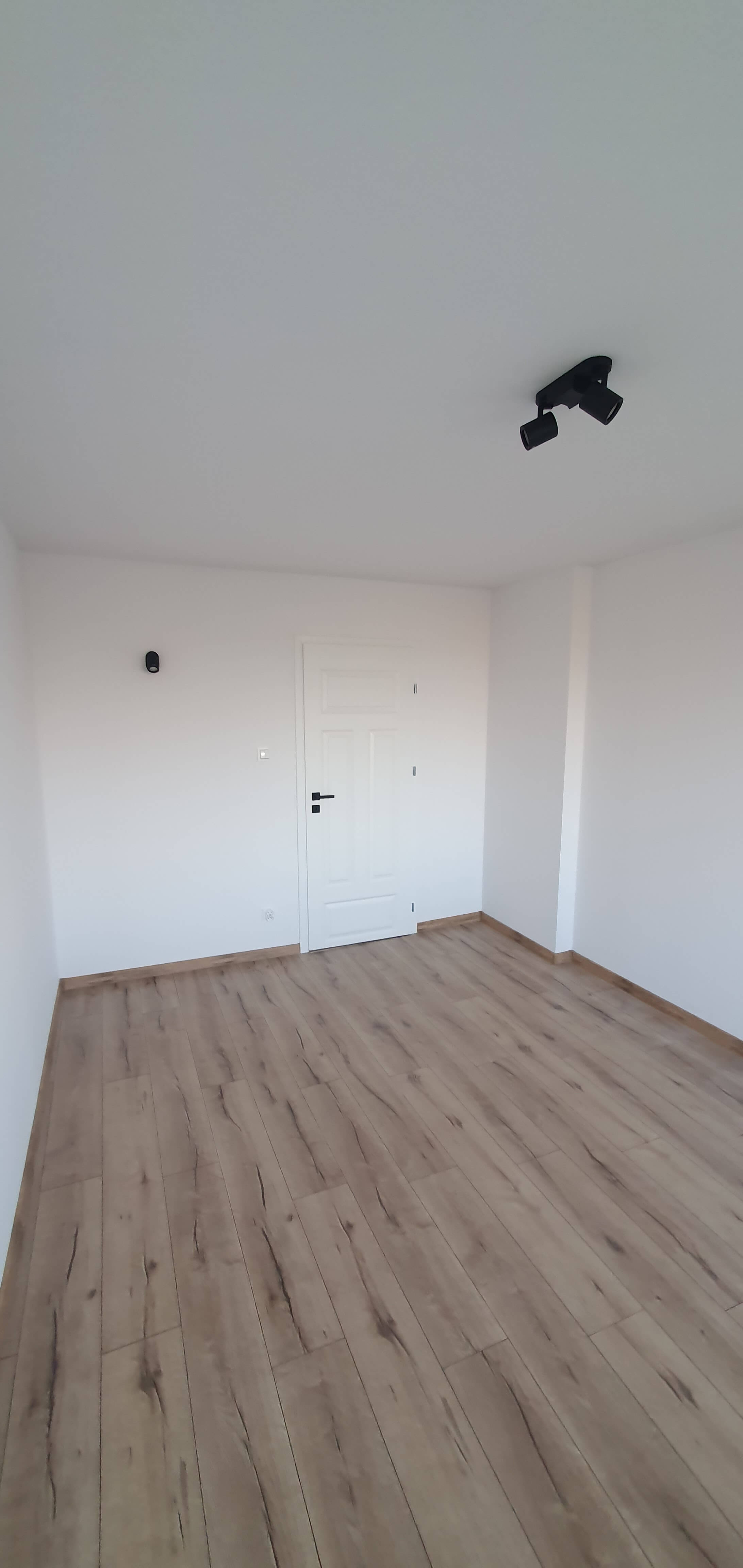 REMONT 100 LETNIEGO DOMU - zdjęcie 3